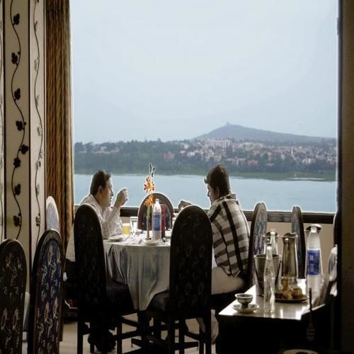 Hotel Lake View Ashok 博帕尔 外观 照片